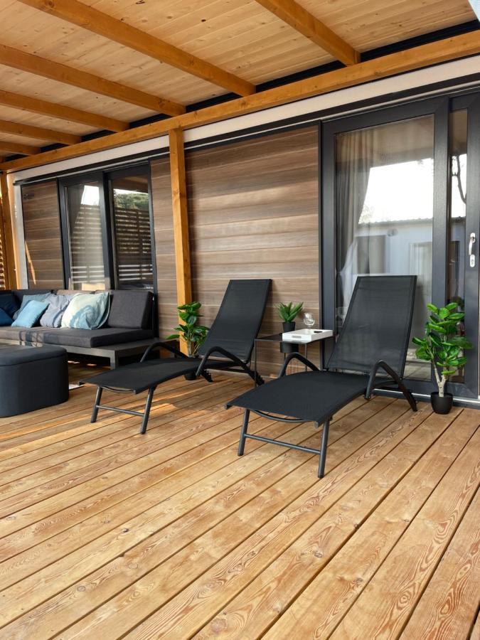 Mobile Home Jana ビオグラード・ナ・モル エクステリア 写真